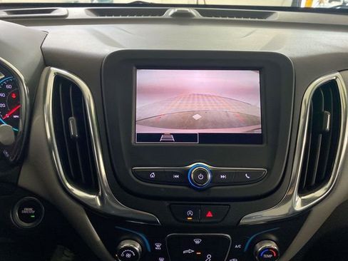 Used 2023 Chevrolet Equinox LS w/ LS Convenience Package FWD image 41