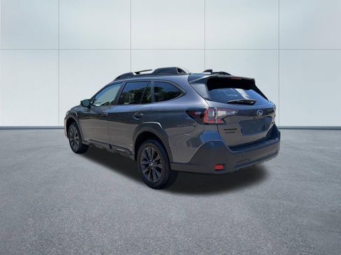 Used 2024 Subaru Outback Onyx Edition XT AWD/4WD image 7