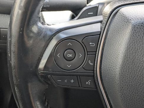 Used 2019 Toyota Camry SE FWD image 25