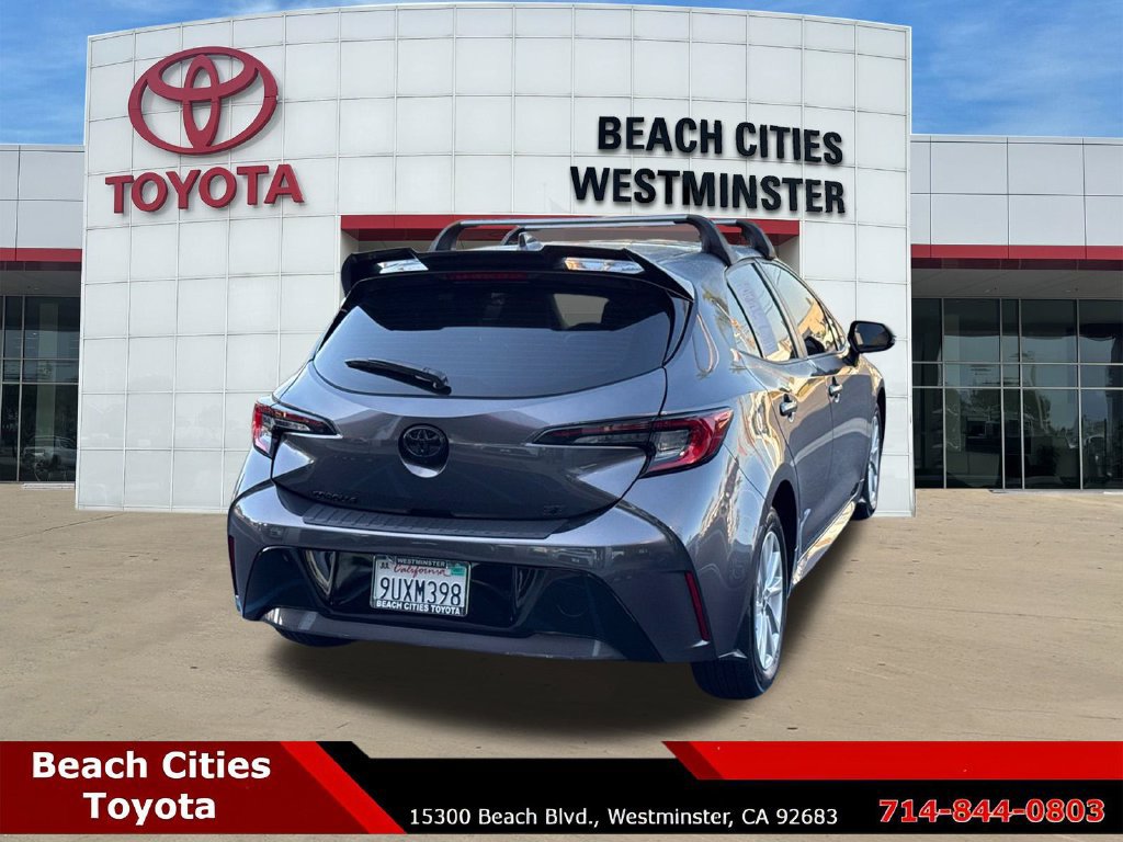 Certified 2025 Toyota Corolla SE w/ SE Package FWD image 10