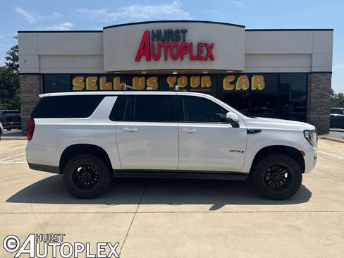Used 2022 GMC Yukon XL AT4 w/ Max Trailering Package AWD/4WD image 1