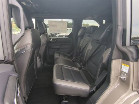 New 2025 Ford Bronco Outer Banks image 15