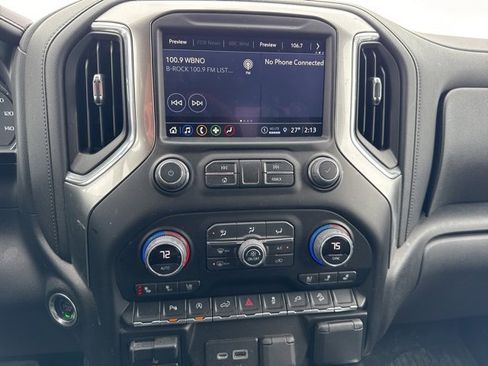 Used 2022 Chevrolet Silverado 1500 LTZ image 9