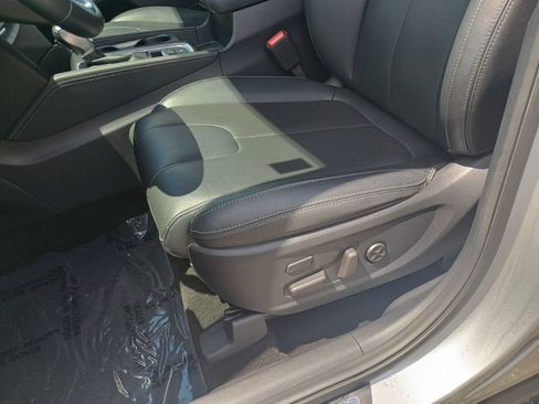 Used 2020 Hyundai Santa Fe Limited FWD image 13