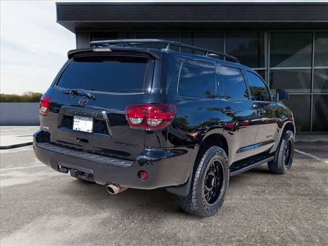 Used 2022 Toyota Sequoia TRD Pro AWD/4WD image 7
