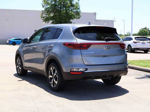Used 2022 Kia Sportage LX FWD image 4