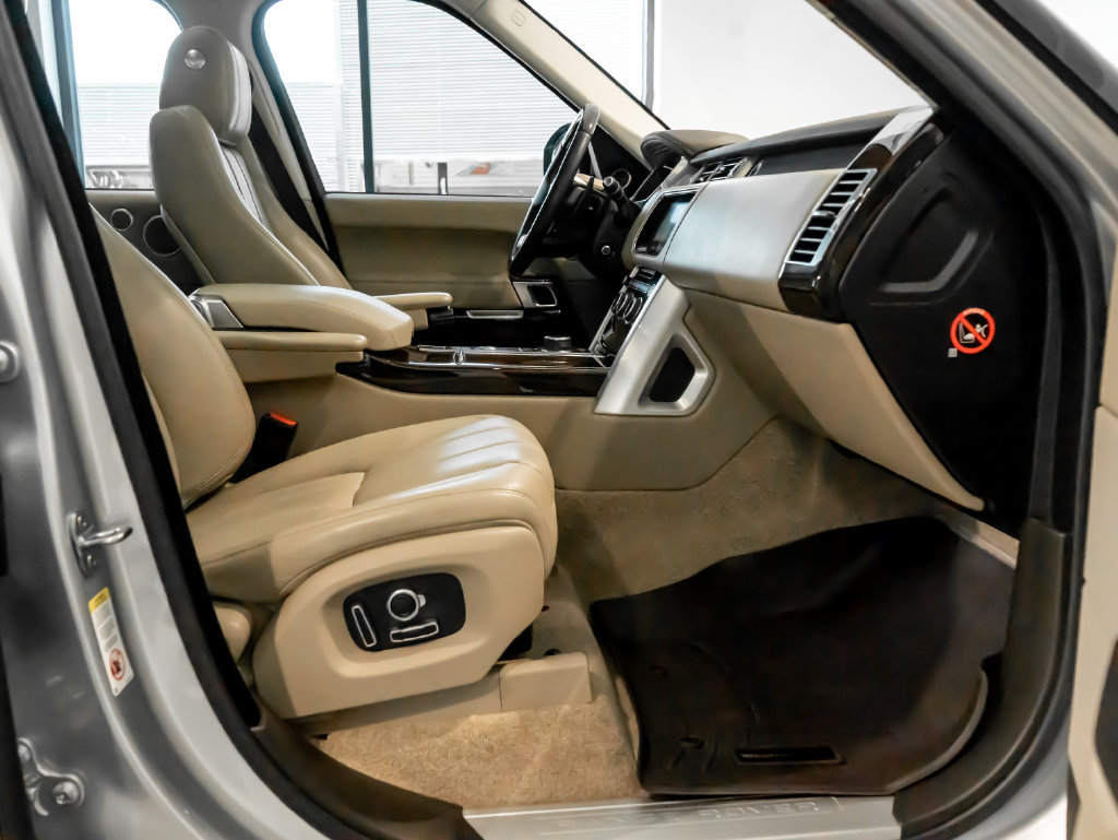 Used 2017 Land Rover Range Rover HSE AWD/4WD image 26