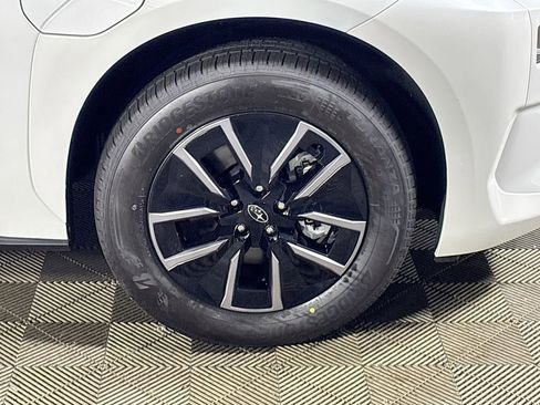 New 2026 Subaru Solterra Premium image 22