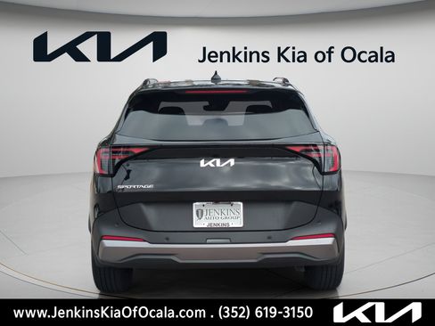 New 2026 Kia Sportage EX w/ EX Panorama Roof Package FWD image 4