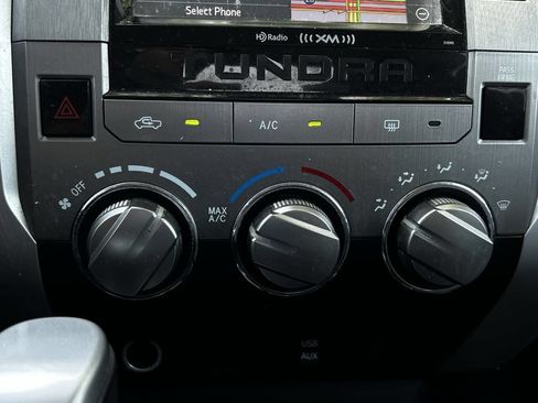 Used 2019 Toyota Tundra SR5 w/ SR5 Upgrade Package RWD image 20