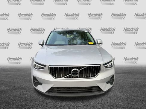 Certified 2023 Volvo XC40 B5 Plus w/ Driver Assist Package image 3