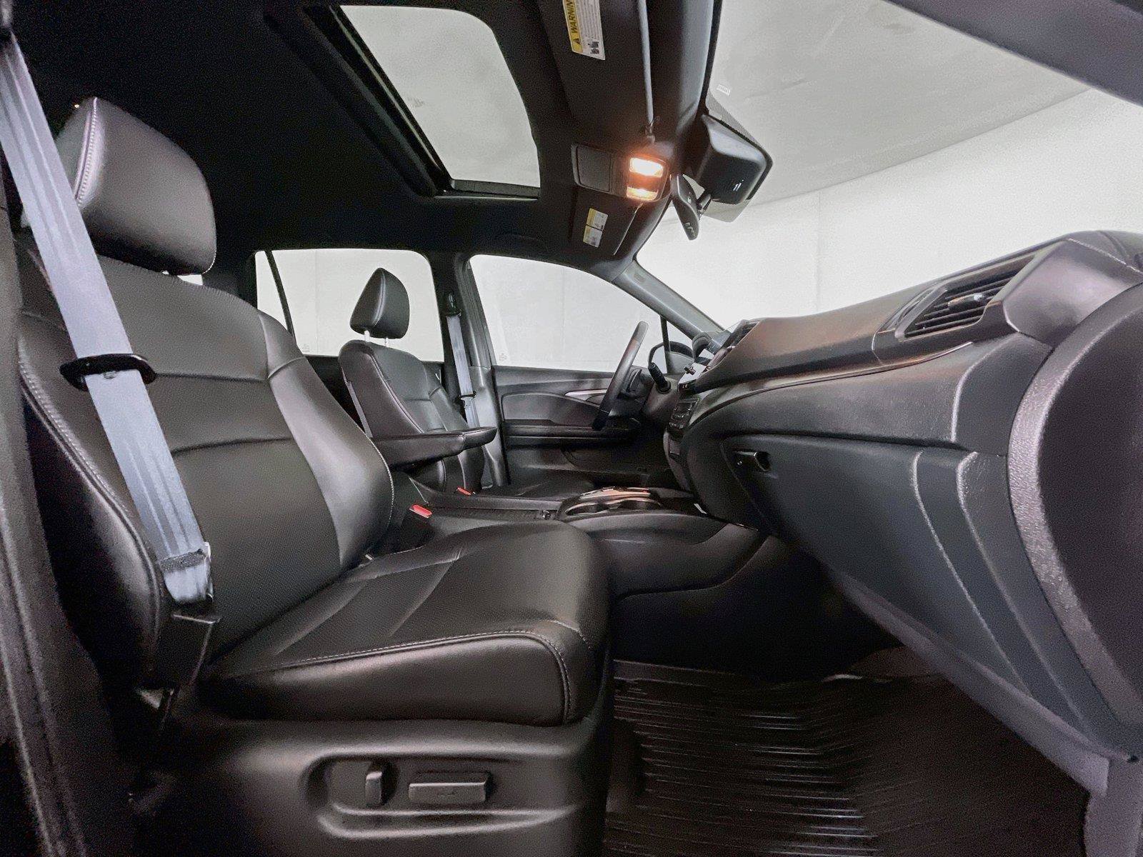 Used 2023 Honda Passport EX-L image 31