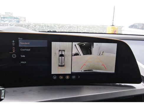 New 2026 Cadillac Vistiq Premium Luxury image 17