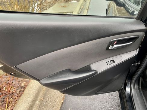 Used 2016 Scion iA image 13