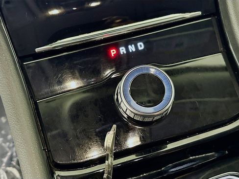 Used 2022 Jeep Grand Cherokee L Limited image 21