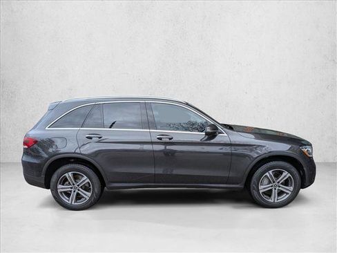 Used 2022 Mercedes-Benz GLC 300 image 4