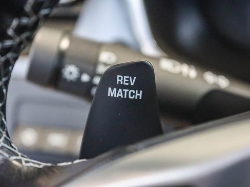 Used 2018 Chevrolet Corvette Z06 w/ Z07 Performance Package image 49