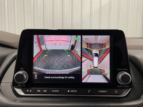 Used 2021 Nissan Rogue SV AWD/4WD image 28