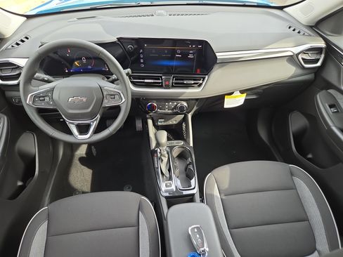 New 2026 Chevrolet TrailBlazer LT w/ Midnight Edition FWD image 21