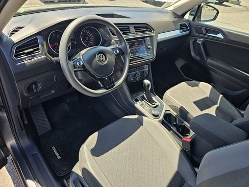 Used 2019 Volkswagen Tiguan S AWD/4WD image 2