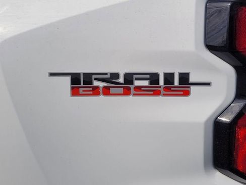 New 2026 Chevrolet Colorado Trail Boss AWD/4WD image 6