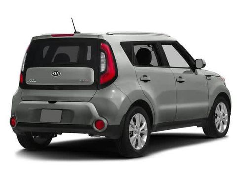 Used 2016 Kia Soul FWD image 2