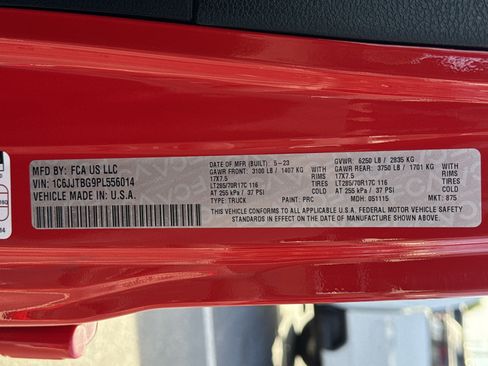 Used 2023 Jeep Gladiator Rubicon w/ LED Lighting Group image 31