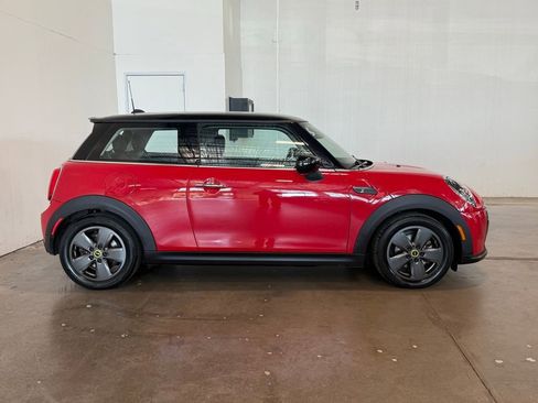 Used 2022 MINI Cooper SE FWD image 15