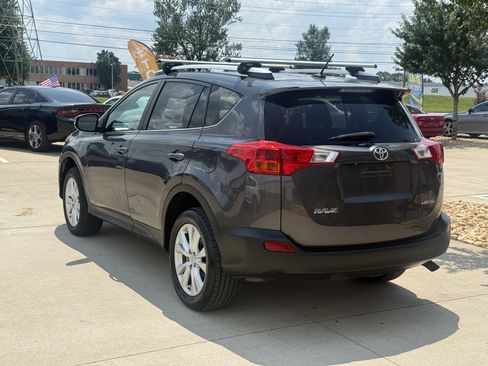 Used 2015 Toyota RAV4 Limited w/ Technology Package FWD image 5