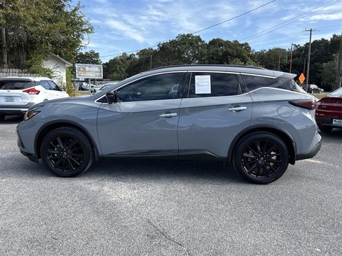 Used 2024 Nissan Murano SV w/ SV Midnight Edition Package image 2