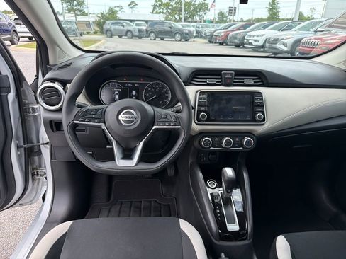 Used 2020 Nissan Versa SV FWD image 24