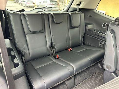 Used 2023 Subaru Ascent Touring AWD/4WD image 21