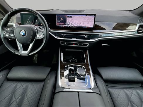 Used 2026 BMW X5 sDrive40i RWD image 16