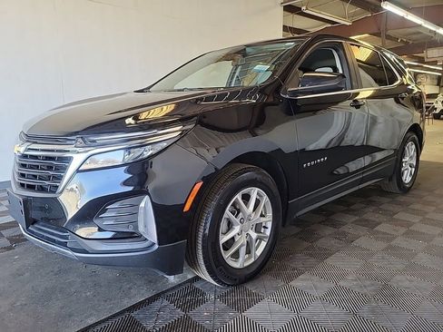 Used 2023 Chevrolet Equinox LT w/ LPO, Floor Liner Package FWD image 2