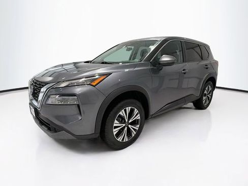 Used 2022 Nissan Rogue SV FWD image 3