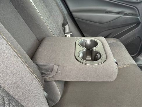 Certified 2024 Chevrolet Equinox LT FWD image 11