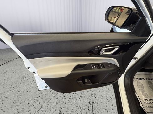 Used 2024 Jeep Compass Limited AWD/4WD image 23