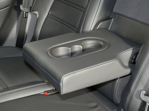 New 2026 Porsche Cayenne AWD/4WD image 34