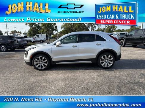 Used 2020 Cadillac XT4 Premium Luxury w/ Driver Awareness Package FWD image 4