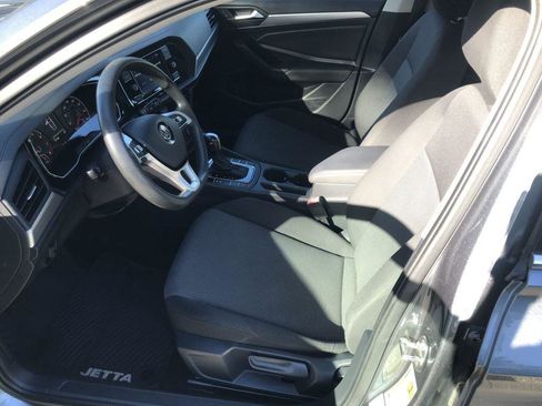 Used 2020 Volkswagen Jetta SE image 7