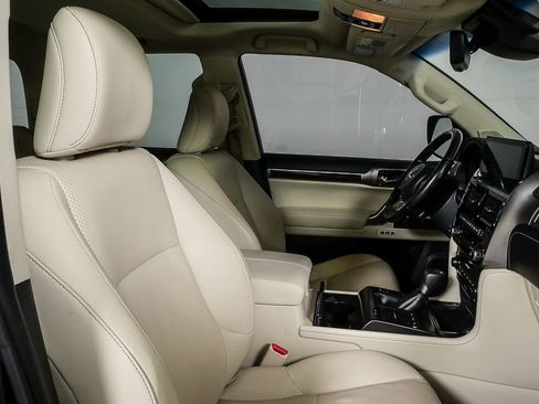 Used 2022 Lexus GX 460 Luxury image 23