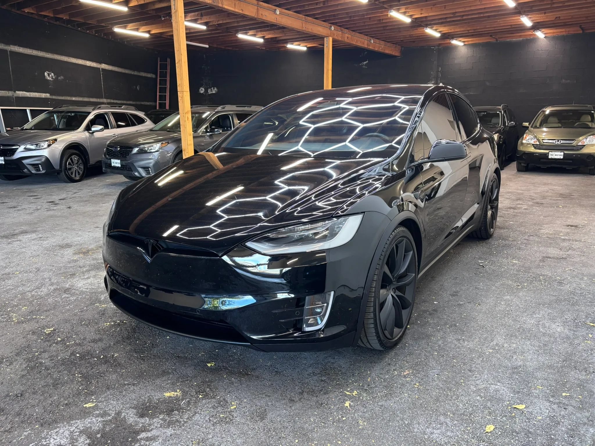 Used 2017 Tesla Model X 100D AWD/4WD image 3