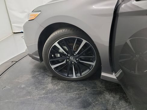 Used 2020 Toyota Camry XSE image 30