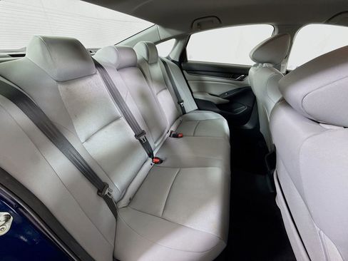 Used 2019 Honda Accord LX image 24