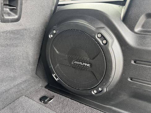 Used 2023 Jeep Wrangler Unlimited Sahara image 17