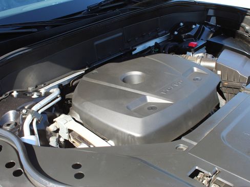 Used 2020 Volvo XC90 T6 Inscription w/ Protection Package Premier image 39