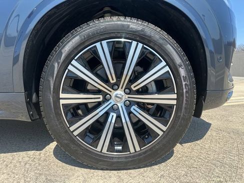 Certified 2023 Volvo XC90 B6 Plus image 11