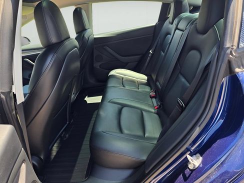 Used 2022 Tesla Model 3 Standard Range RWD image 27