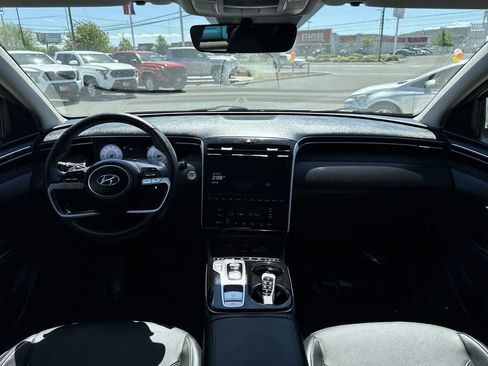 Used 2022 Hyundai Tucson Limited w/ Cargo Package AWD/4WD image 15