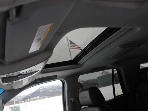 Used 2017 GMC Yukon Denali w/ Open Road Package image 27